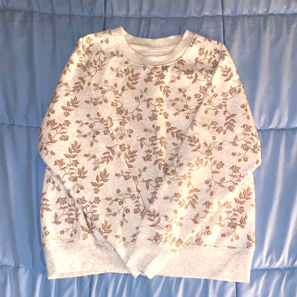 New soft Old Navy pullover